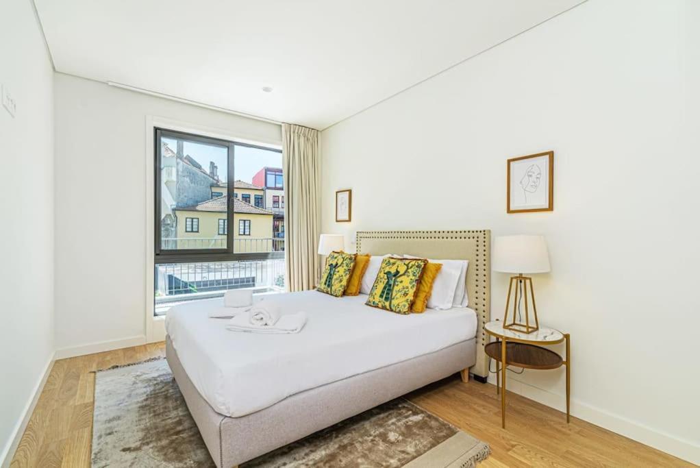 Large Terrace In Paraiso By Innkeeper Porto Bagian luar foto